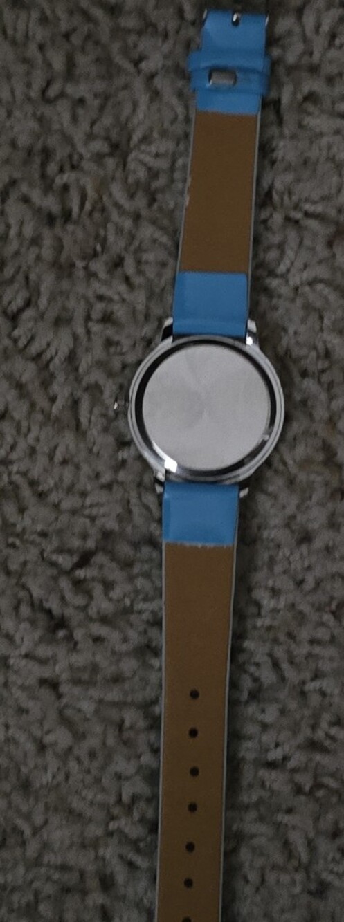 Snoopy Cartoon Watch - Picture 3 of 5